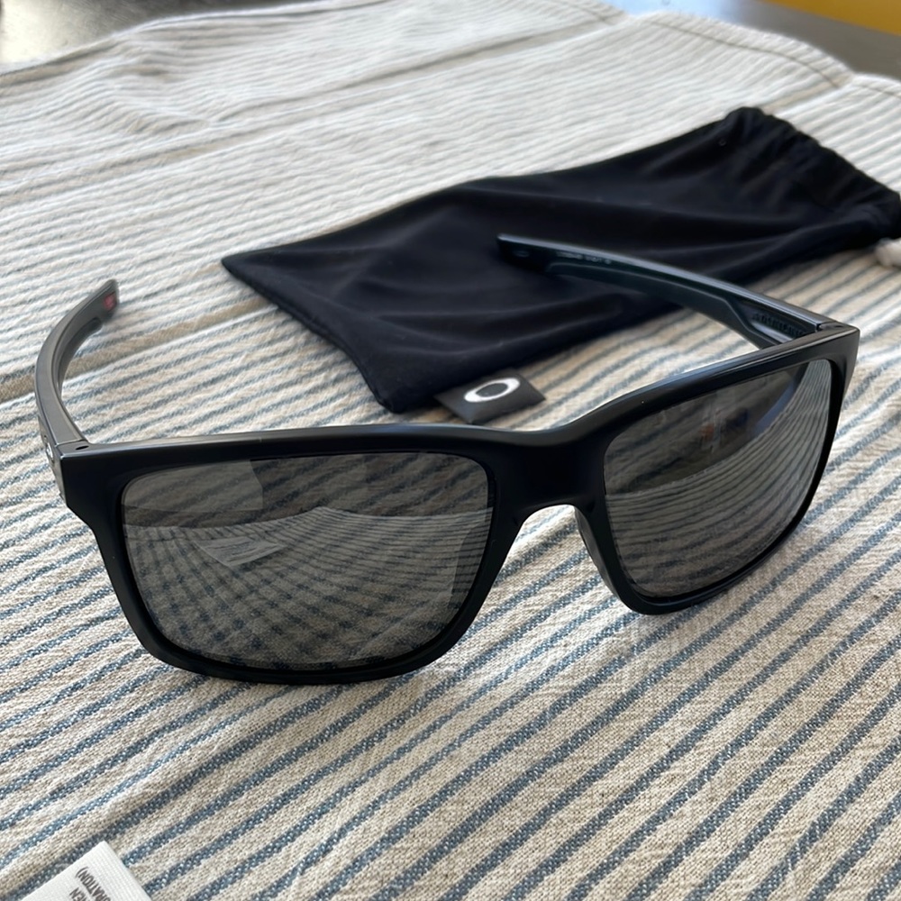 Oakley Mainlink Sunglasses